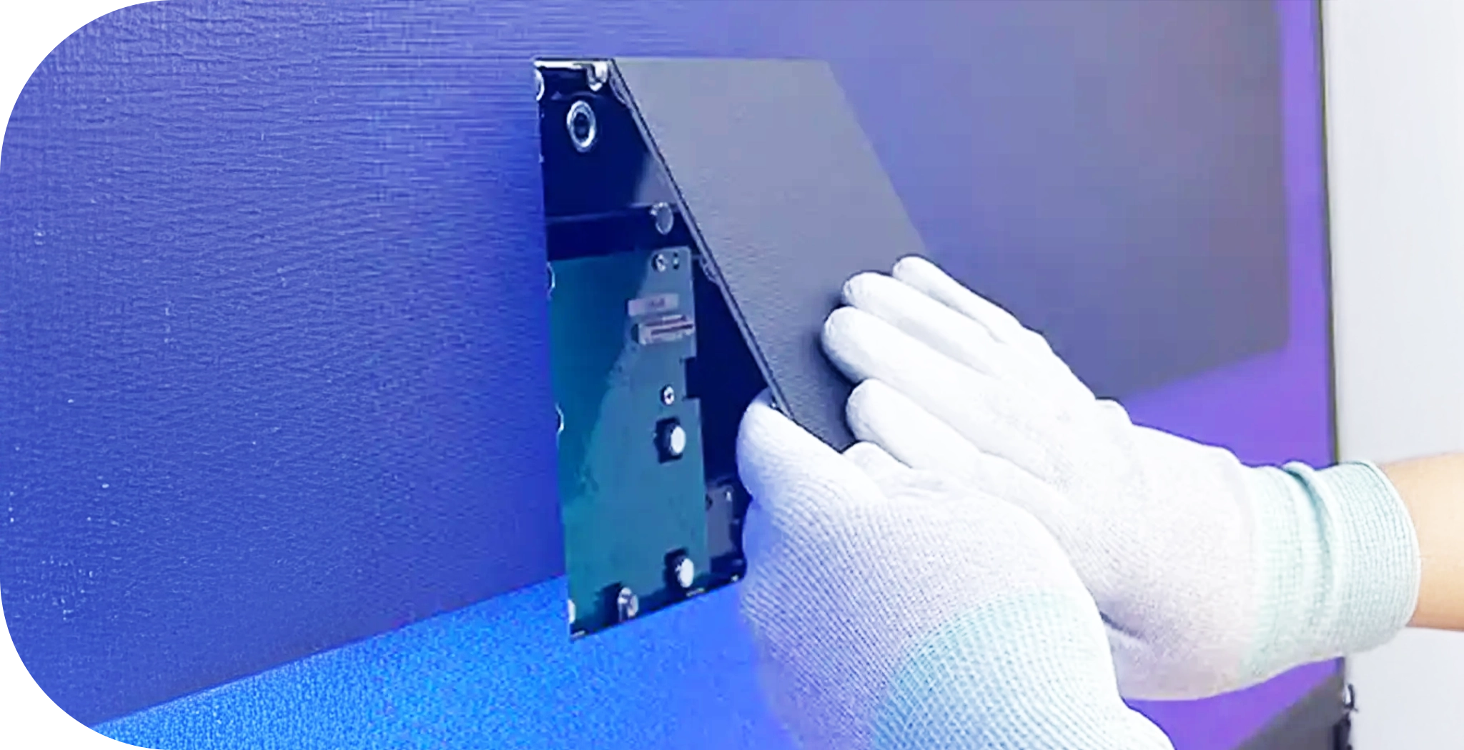 LEDX easy service and maintenance LED display